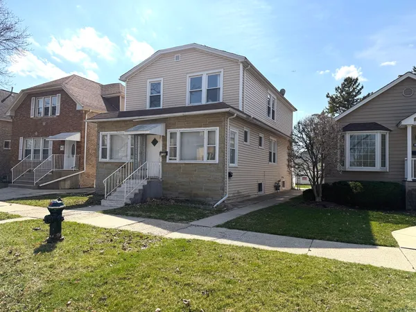 $2,100 | 3126 Elder Lane, Unit 2, Franklin Park, IL 60131