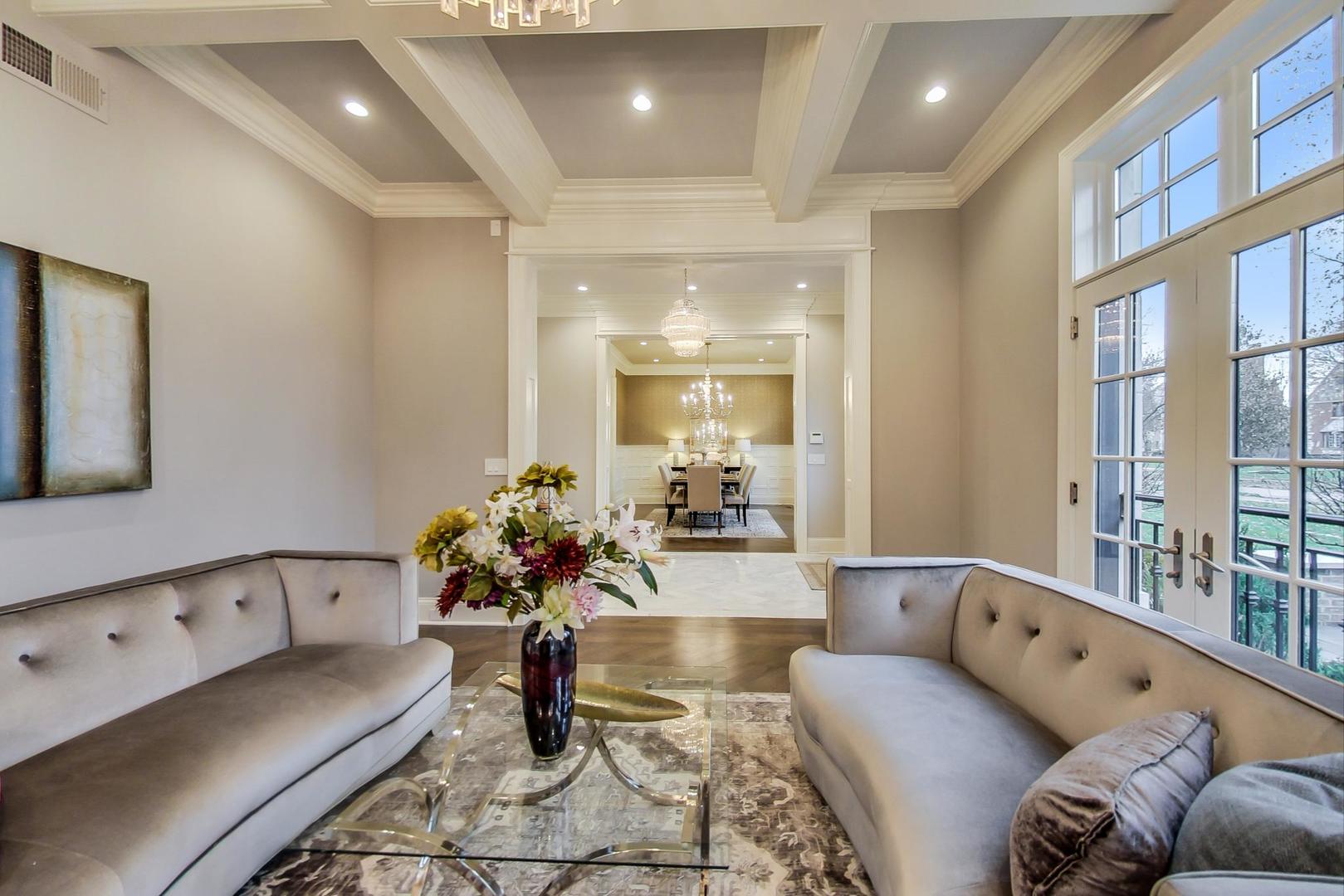 310 Raleigh Road Kenilworth, IL 60043 - Photo 6 of 91 Gallery Image 6