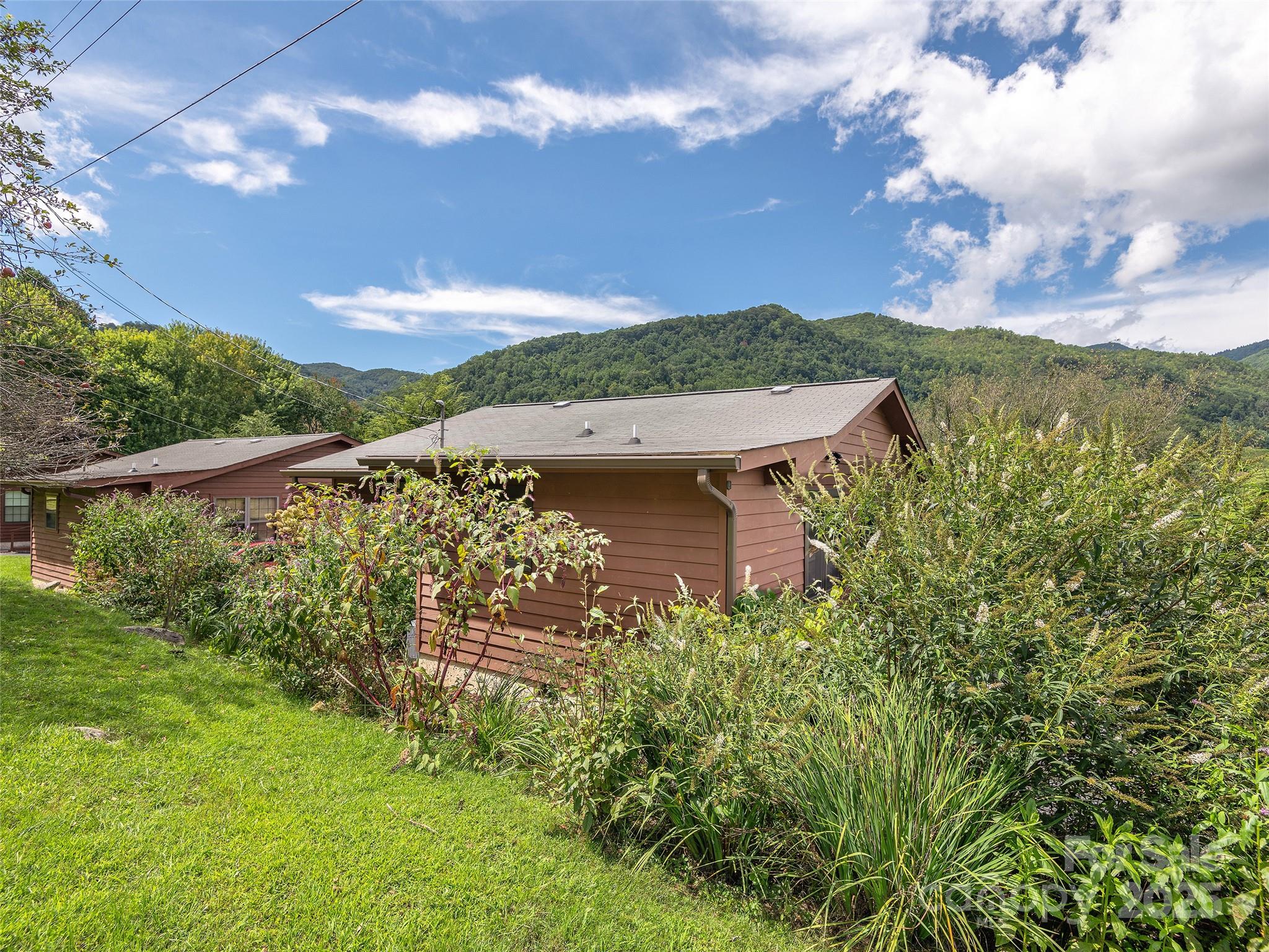 95 Hillcrest Road Maggie Valley, NC 28751 - Photo 19 of 25 Gallery Image 19