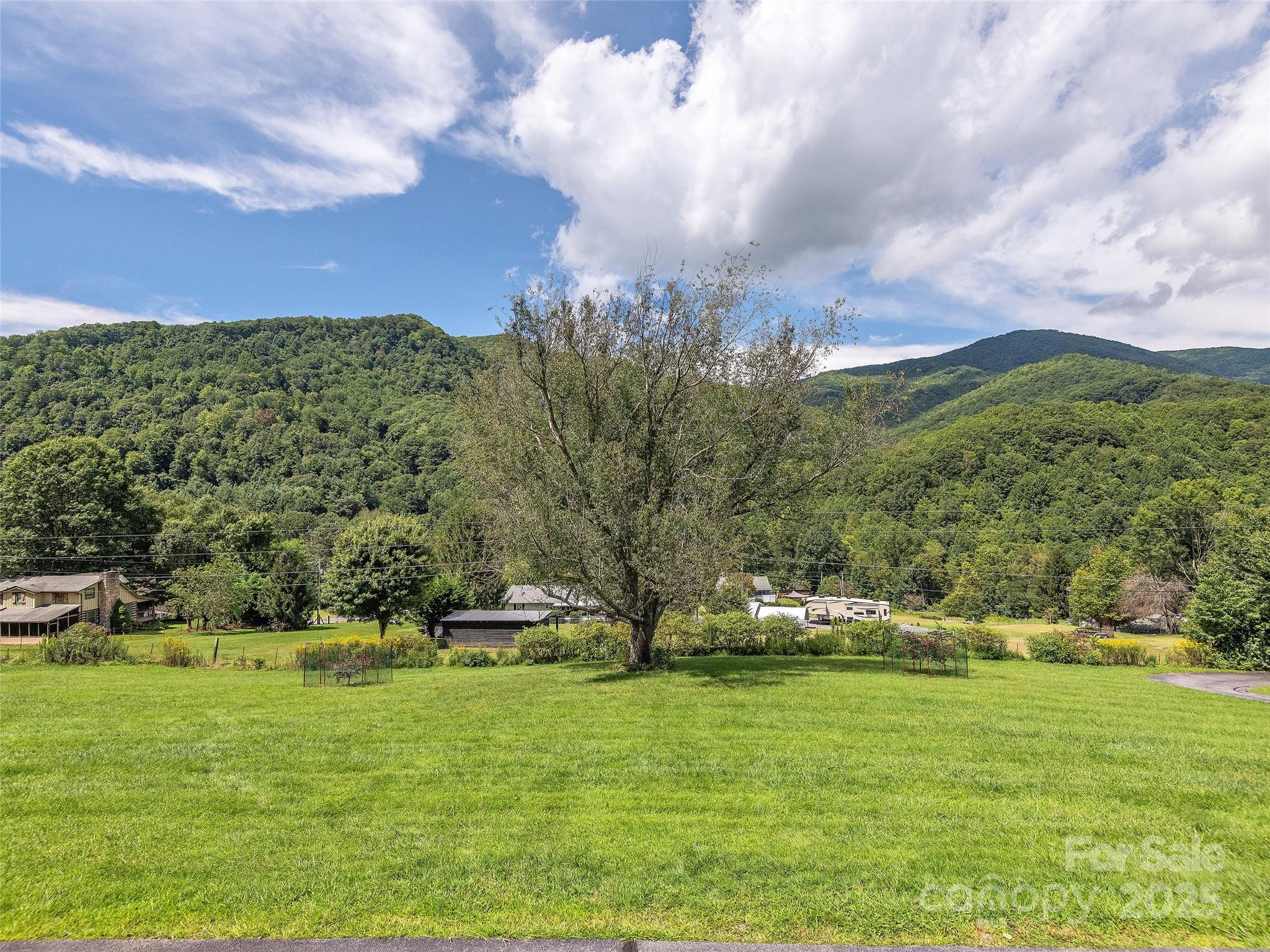 95 Hillcrest Road Maggie Valley, NC 28751 - Photo 20 of 25 Gallery Image 20