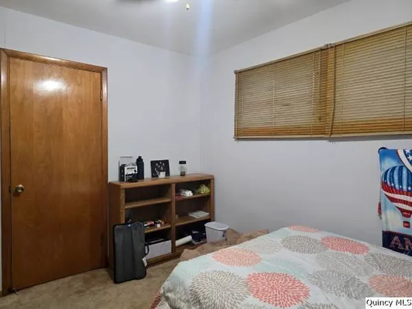 $135,000 | 710 Country Lane, Carthage, IL 62321