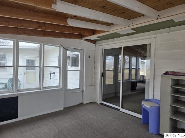 710 Country Lane Carthage, IL 62321 - Photo 19 of 31 a view of an empty room with a window