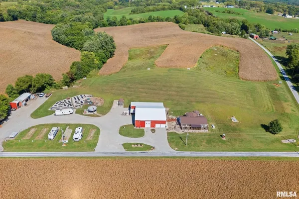 $399,999 | 1422 McCloud Road, Aledo, IL 61231