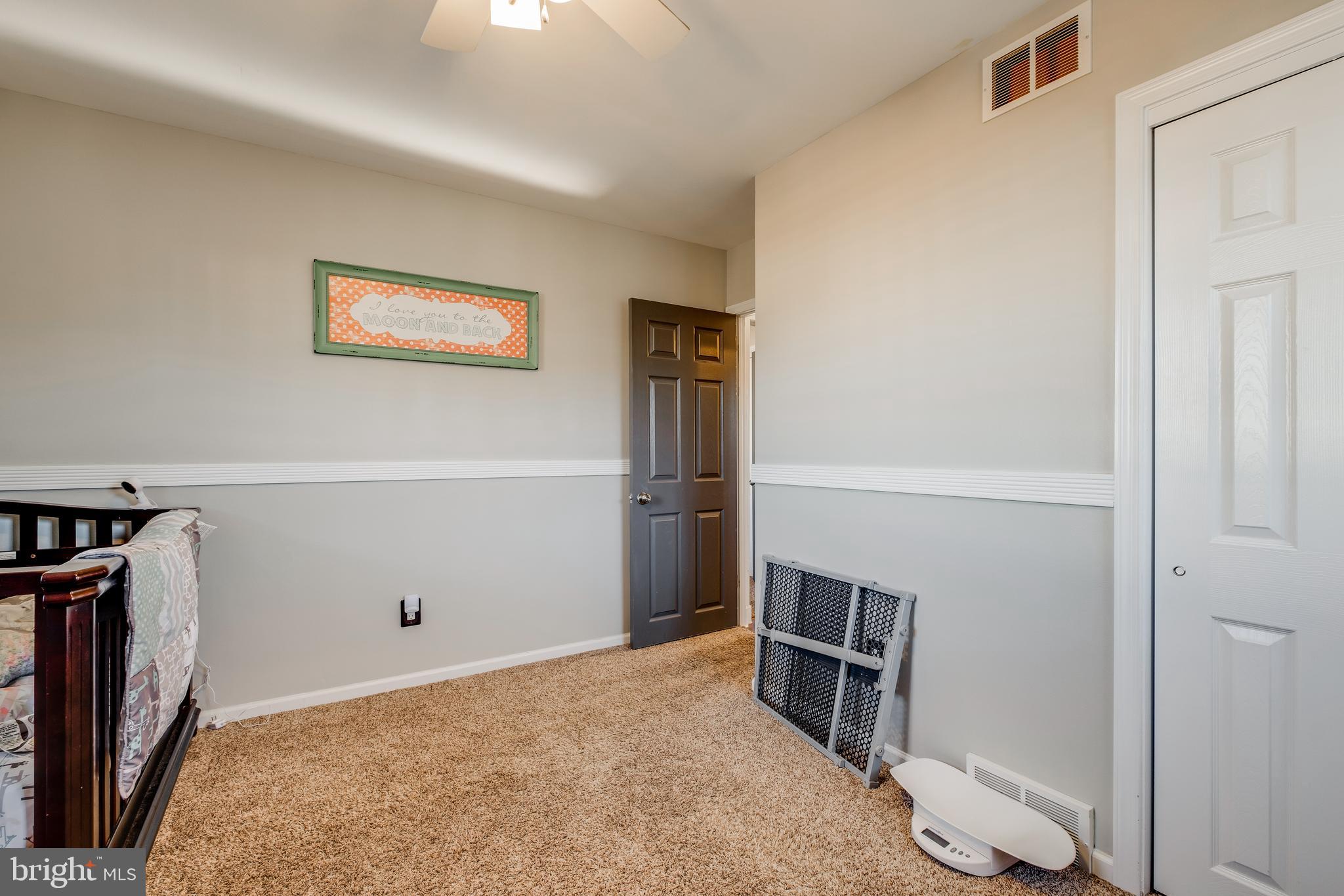 1037 Surrey Road Philadelphia, PA 19115 - Photo 20 of 37