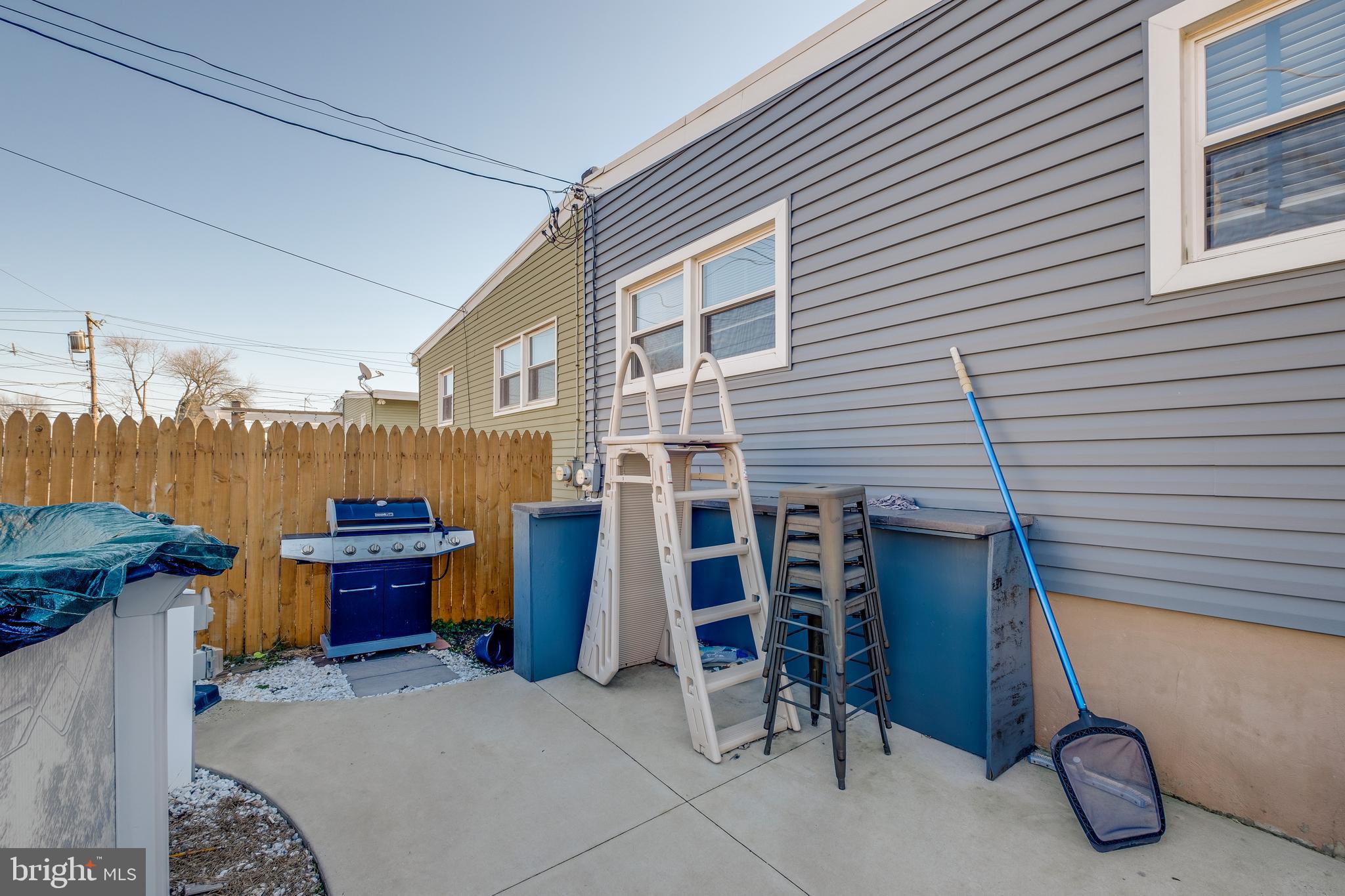 1037 Surrey Road Philadelphia, PA 19115 - Photo 36 of 37
