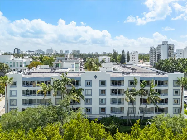 $3,900 | 1401 Bay Road, Unit 407, Miami Beach, FL 33139