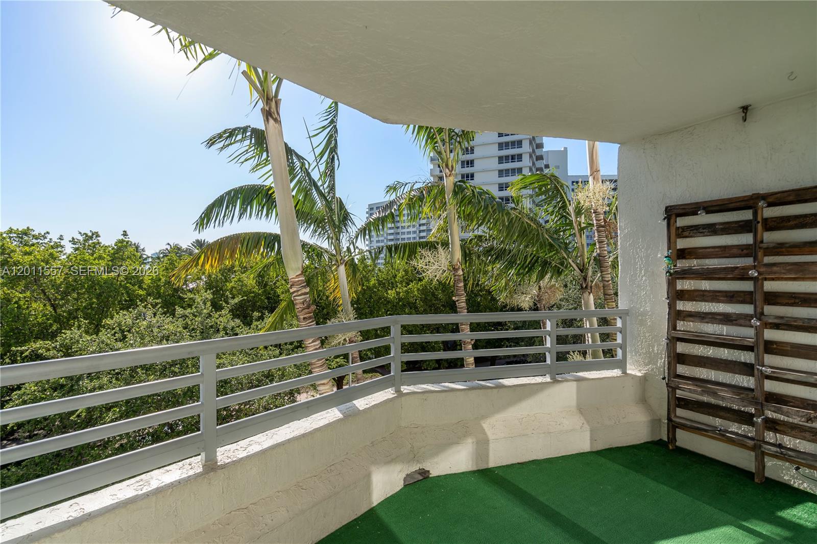 1401 Bay Road, Unit 407 Miami Beach, FL 33139 - Photo 21 of 27
