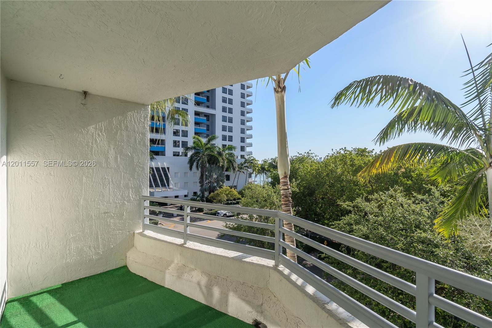 1401 Bay Road, Unit 407 Miami Beach, FL 33139 - Photo 22 of 27
