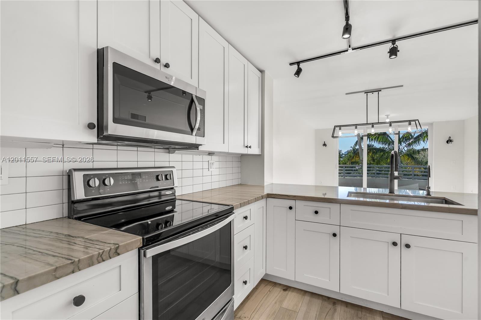 1401 Bay Road, Unit 407 Miami Beach, FL 33139 - Photo 9 of 27