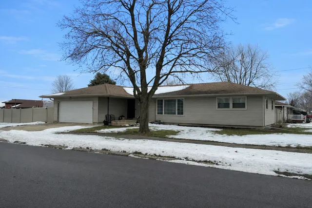 $294,900 | 602 North Maple Street, Herscher, IL 60941