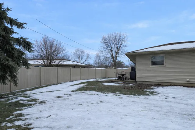 $294,900 | 602 North Maple Street, Herscher, IL 60941