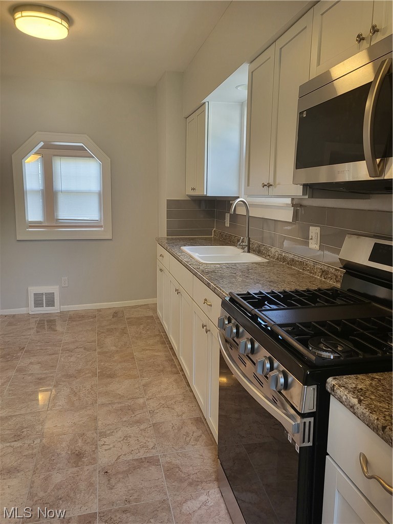 3544 Nordway Road Cleveland Heights, OH 44118 - Photo 3 of 20