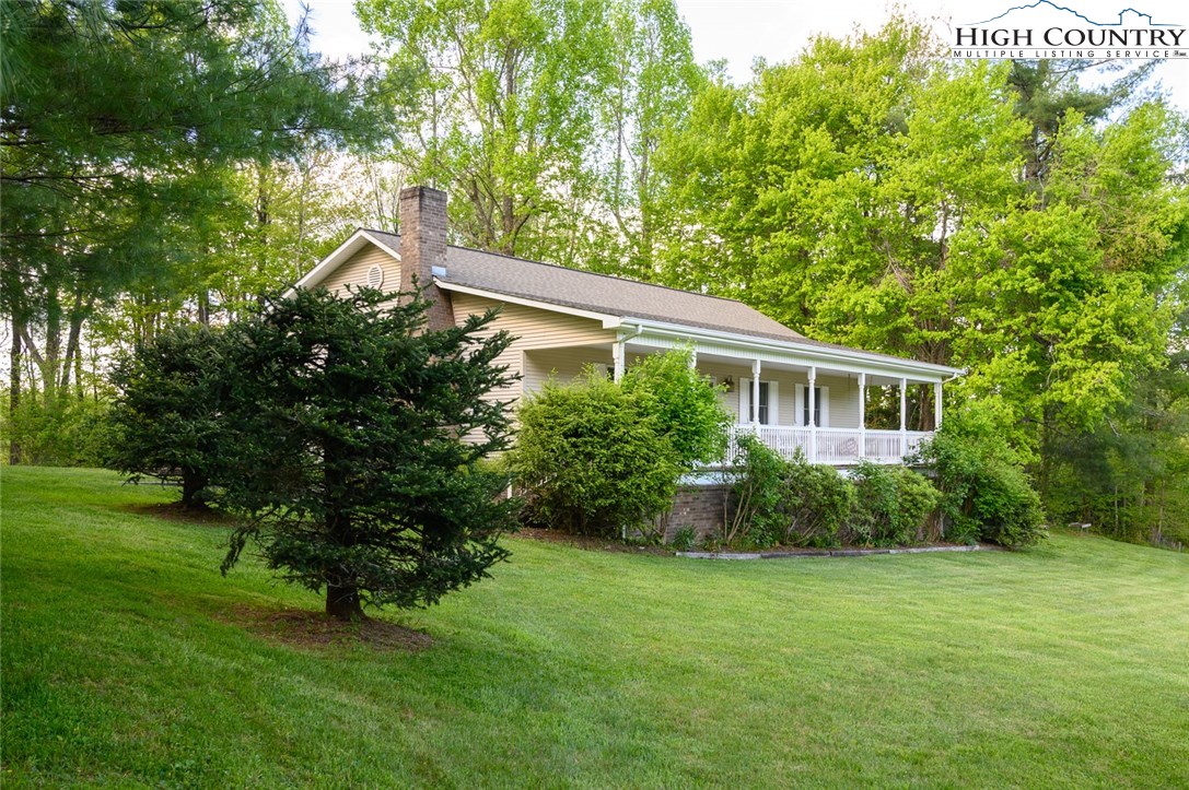 249 Austin Ridge Road Boone, NC 28607 - Photo 3 of 32 Gallery Image 3