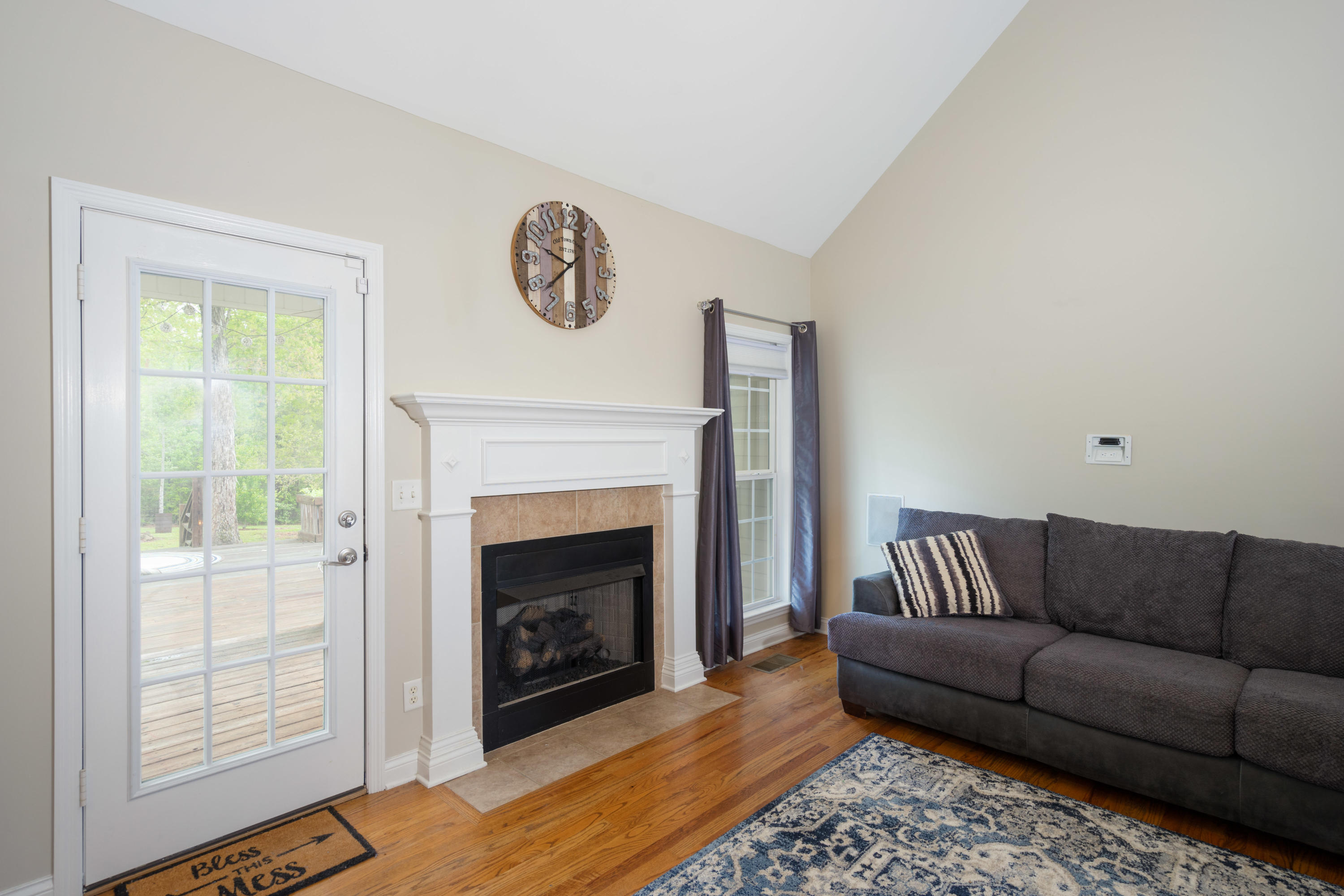 165 Maple Leaf Drive Rock Spring, GA 30739 - Photo 8 of 26 Living Room