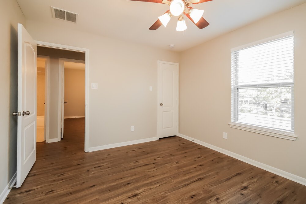 5223 Gulf Stream Lane Bacliff, TX 77518 - Photo 15 of 17