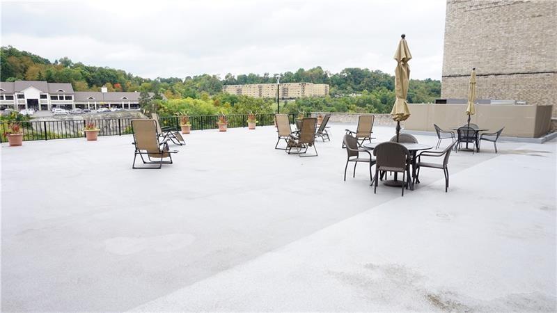 2120 Greentree Road, Unit TE11 Pittsburgh, PA 15220 - Photo 22 of 23 a view of a terrace with furniture and city view