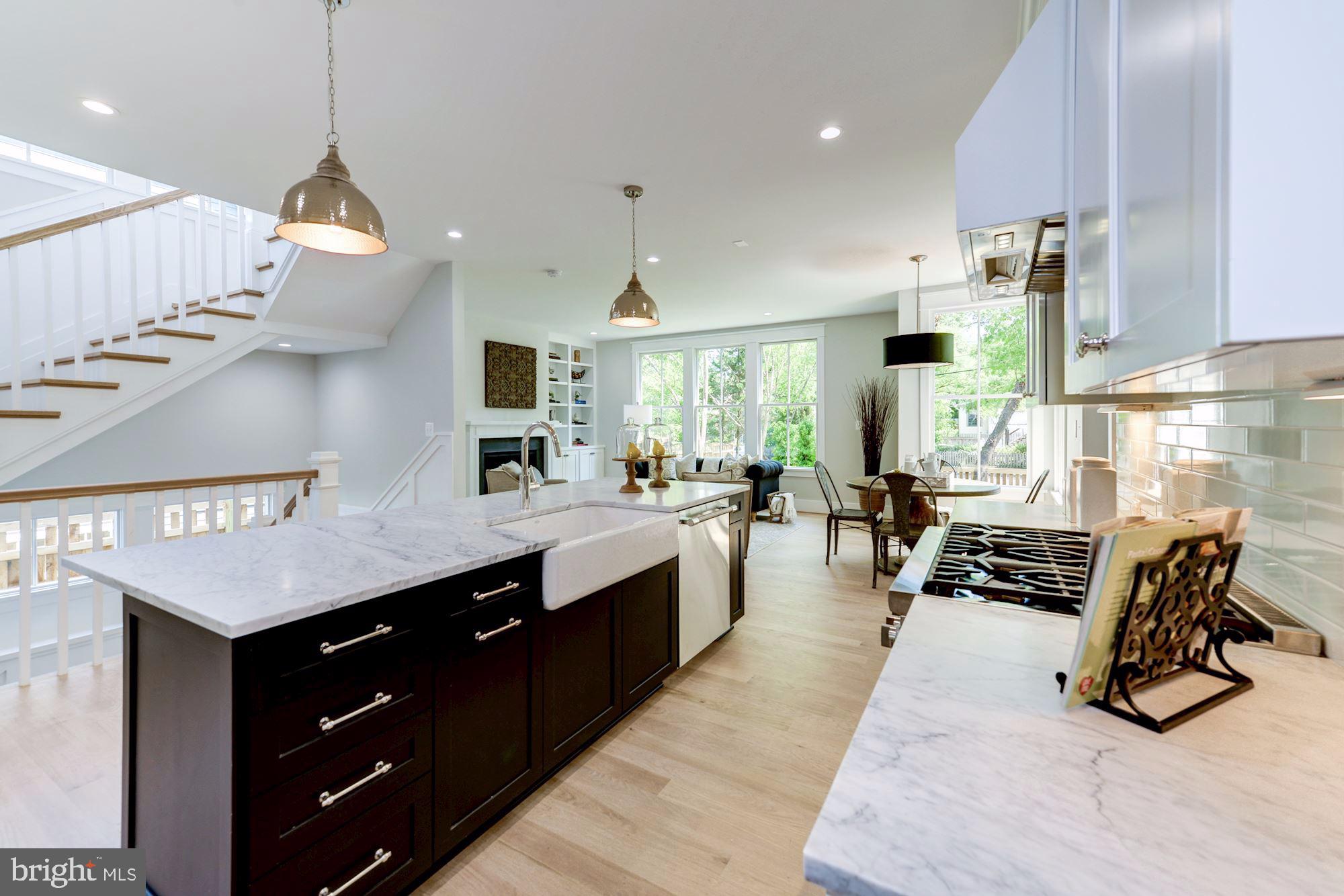 1301 Russell Road Alexandria, VA 22301 - Photo 13 of 63