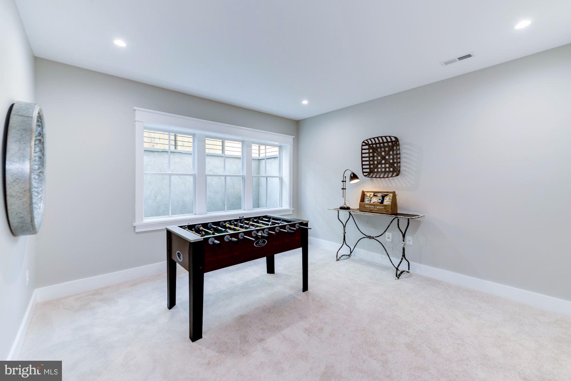 1301 Russell Road Alexandria, VA 22301 - Photo 50 of 63