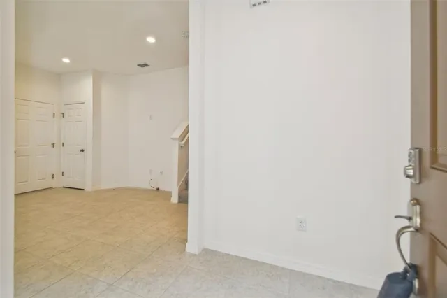 $2,425 | 5742 Spotted Harrier Way, Lithia, FL 33547