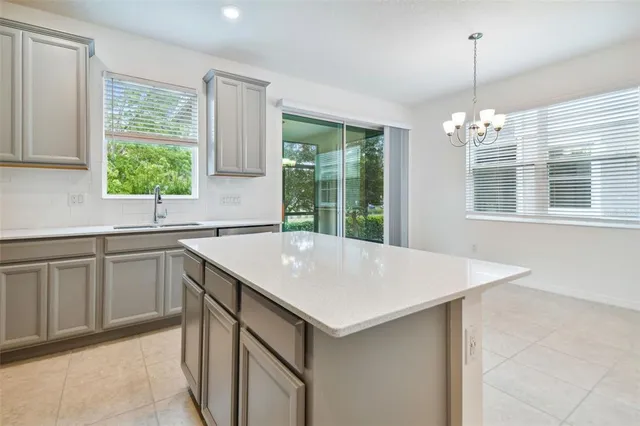 $2,425 | 5742 Spotted Harrier Way, Lithia, FL 33547