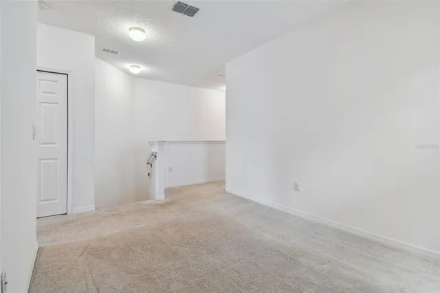 $2,425 | 5742 Spotted Harrier Way, Lithia, FL 33547