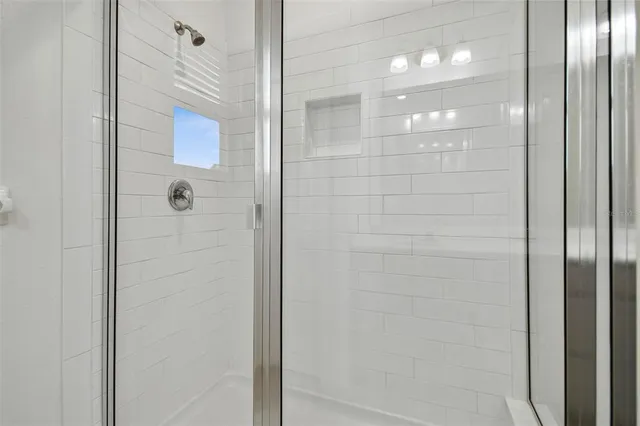 $2,425 | 5742 Spotted Harrier Way, Lithia, FL 33547