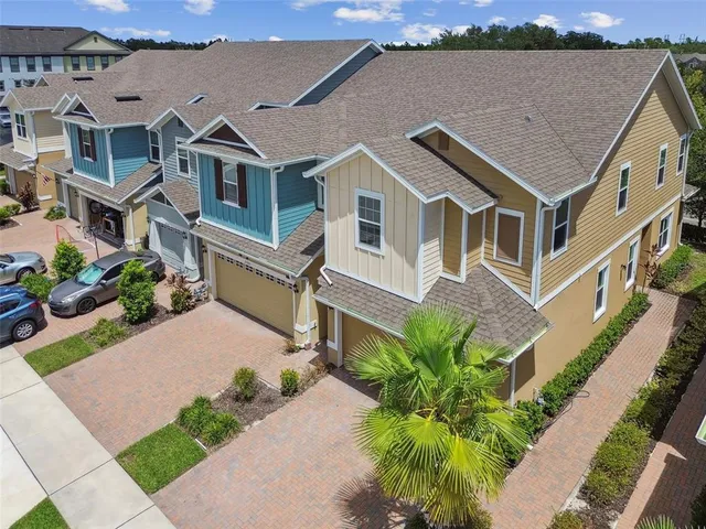 $2,425 | 5742 Spotted Harrier Way, Lithia, FL 33547