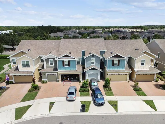 $2,425 | 5742 Spotted Harrier Way, Lithia, FL 33547