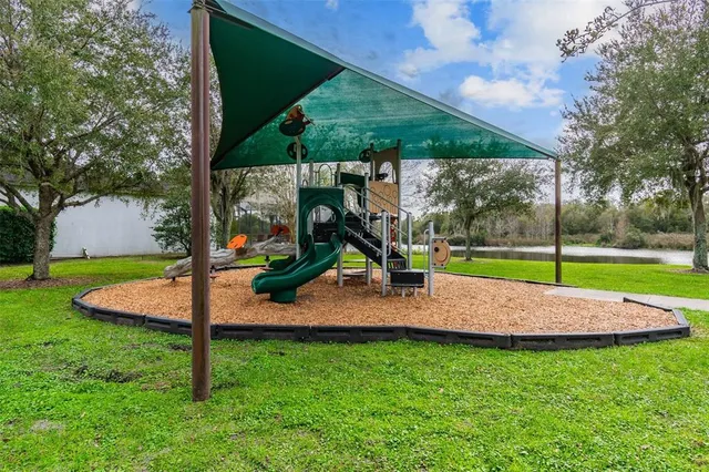 $2,425 | 5742 Spotted Harrier Way, Lithia, FL 33547