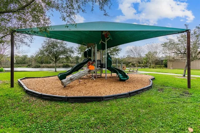 $2,425 | 5742 Spotted Harrier Way, Lithia, FL 33547