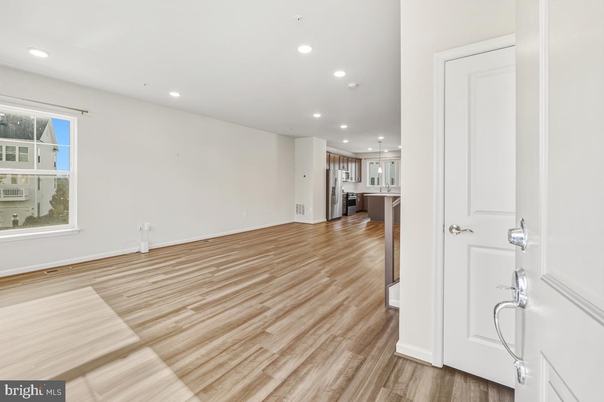 3230 Provider Way Germantown, MD 20874 - Photo 4 of 57 Entry