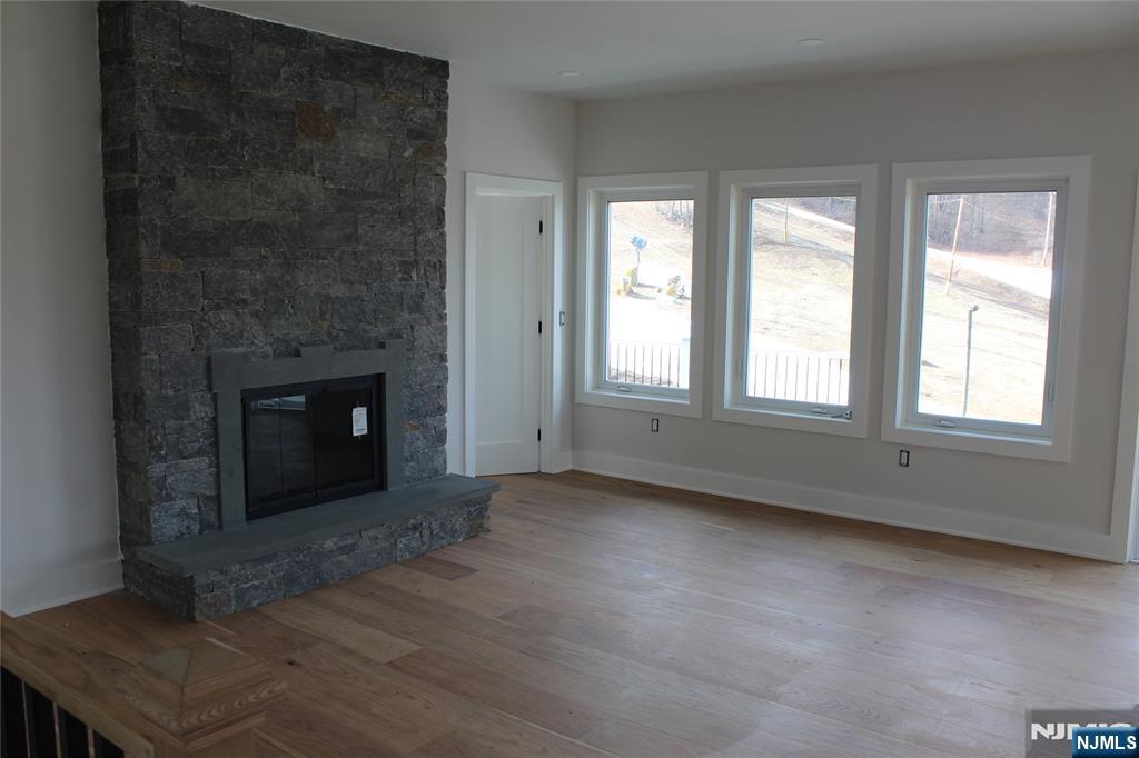 10 Alpine Trail Vernon, NJ 07462 - Photo 4 of 29