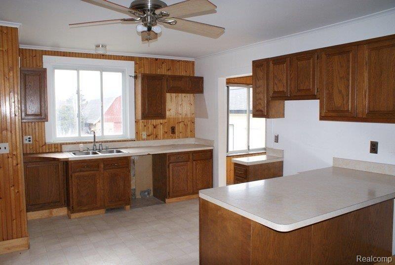 44 South Elba Road Lapeer, MI 48446 - Photo 11 of 22 DSC06706.JPG