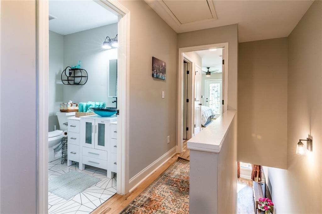 955 Coleman Street Southwest Atlanta, GA 30310 - Photo 48 of 56 a bathroom with a sink toilet and shower