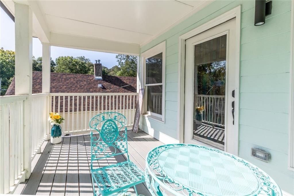 955 Coleman Street Southwest Atlanta, GA 30310 - Photo 54 of 56 a view of a balcony with chair