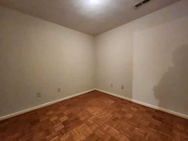 $259,000 | 3363 Londonderry Lane, Roanoke, VA 24018