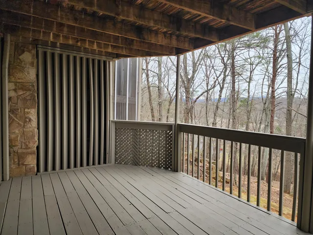 $259,000 | 3363 Londonderry Lane, Roanoke, VA 24018