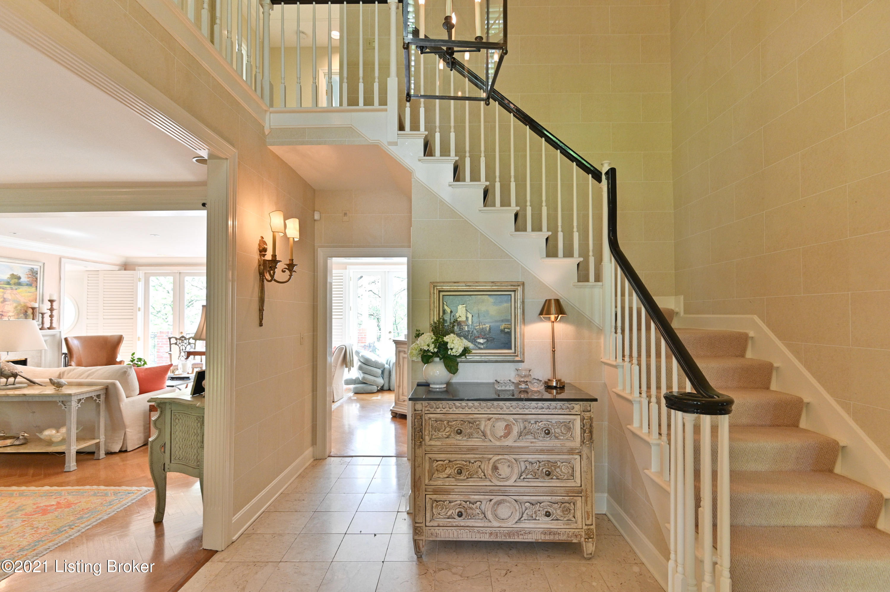 1121 Red Fox Road Louisville, KY 40205 - Photo 9 of 71 009 - 20210421 8017