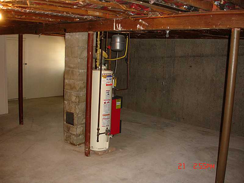 21 Division Street Woonsocket, RI 02895 - Photo 9 of 13 Cellar or Basement.