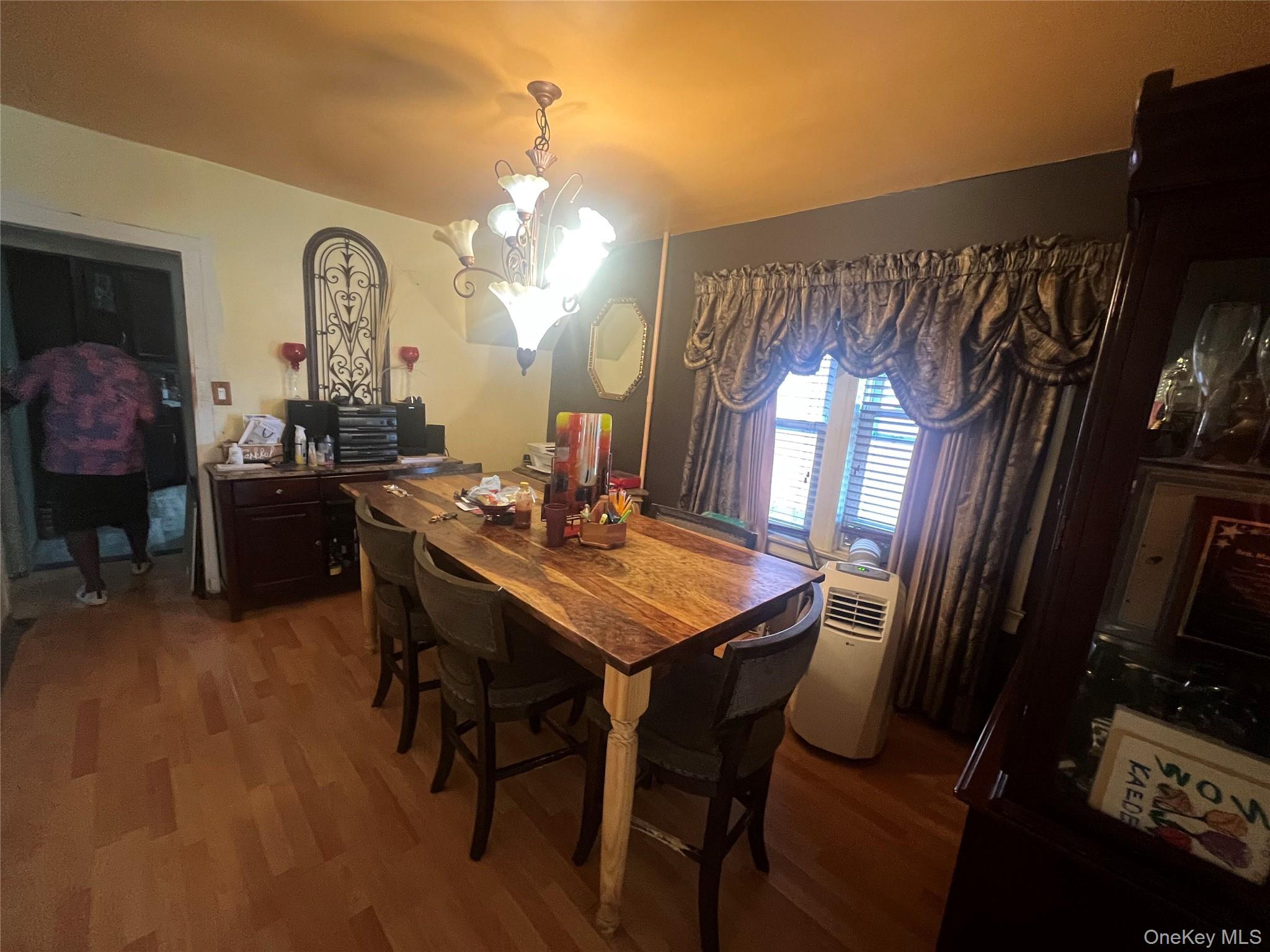 181-03 145th Road Queens, NY 11413 - Photo 6 of 8