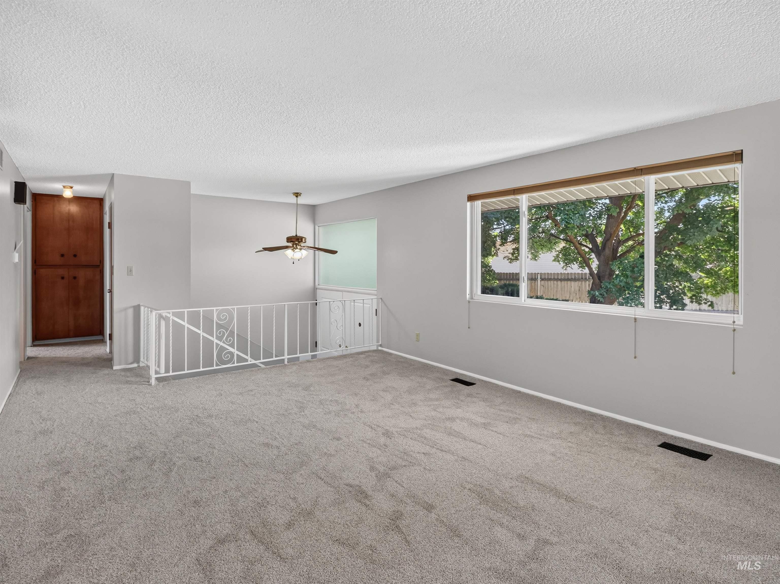 2590 South Cloverdale Road Boise, ID 83709 - Photo 2 of 34