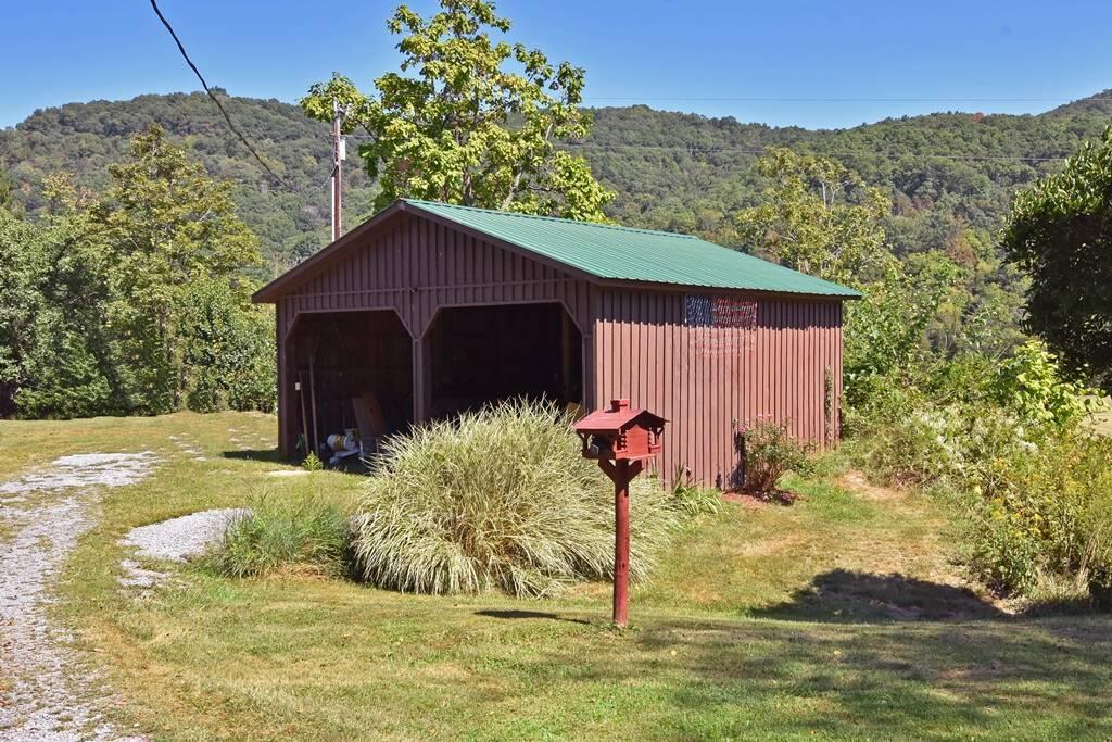 647 Greenville Road Lindside, WV 24951 - Photo 38 of 48 Gallery Image 38