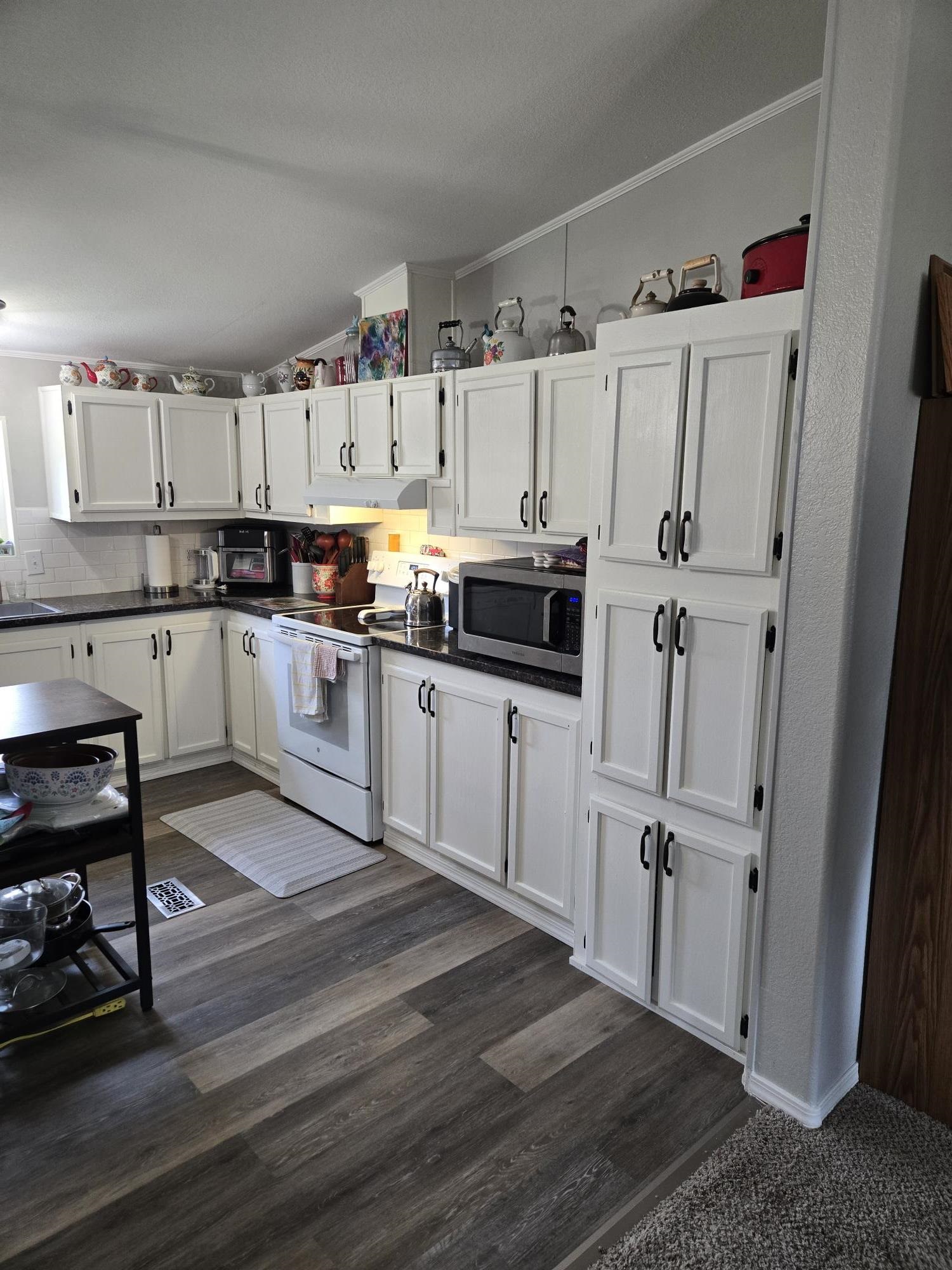 26810 North Regal Road Chattaroy, WA 99003 - Photo 15 of 43 Gallery Image 15