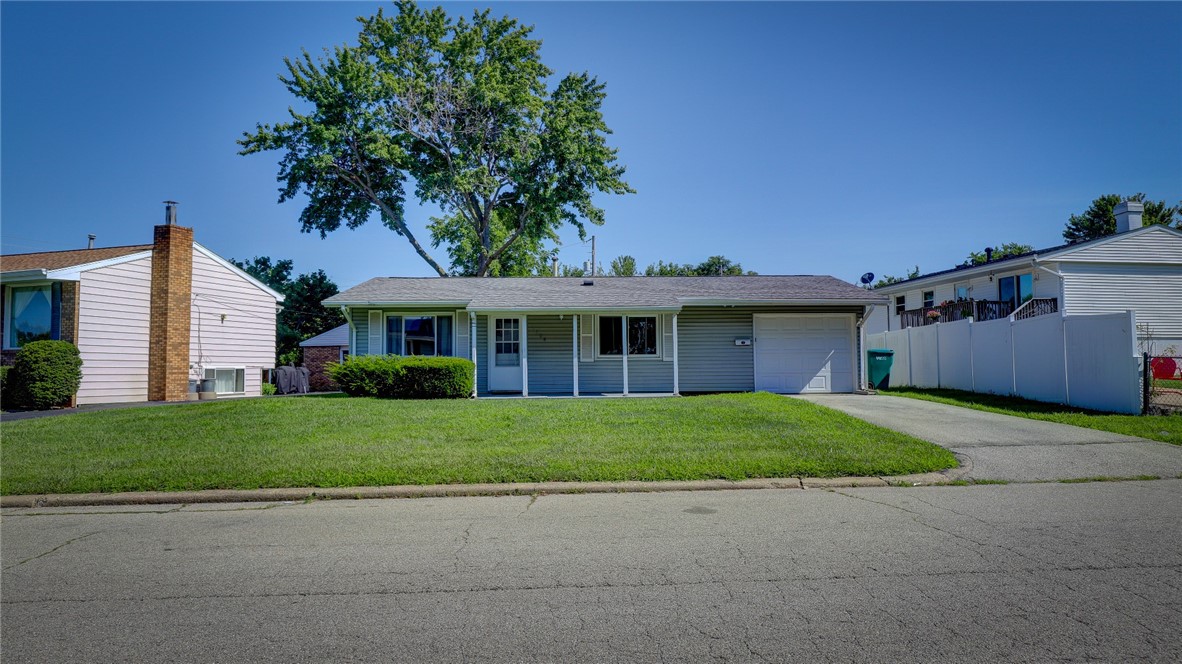3124 East Robin Drive Decatur, IL 62526 - Photo 1 of 26