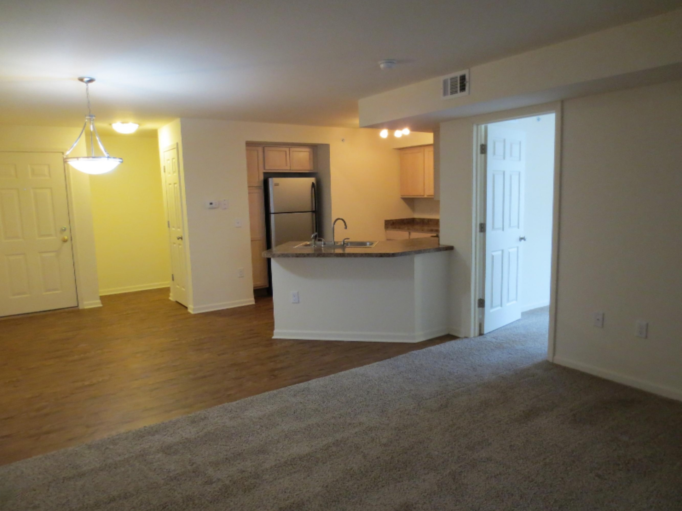 18400 North Ridge Court, Unit 22 Spring Lake, MI 49456 - Photo 15 of 20 North Ridge 2bed 2 bath 014