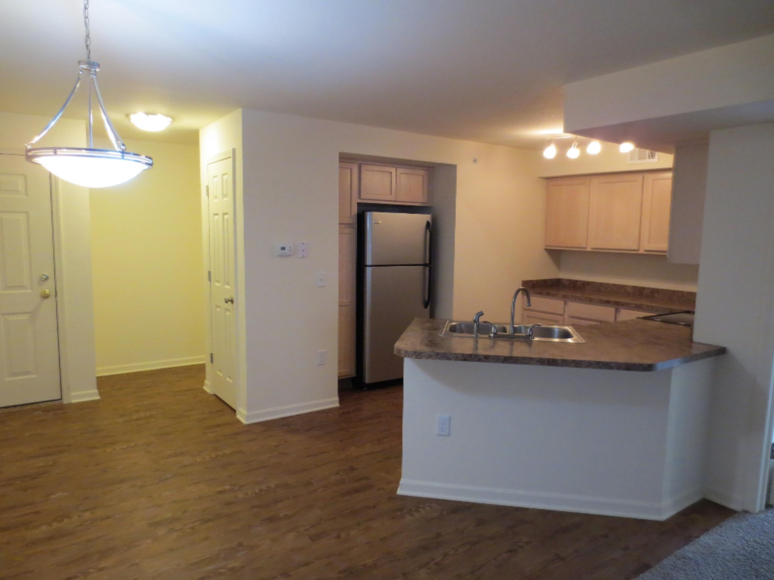 18400 North Ridge Court, Unit 22 Spring Lake, MI 49456 - Photo 10 of 20 North Ridge 2bed 2 bath 008