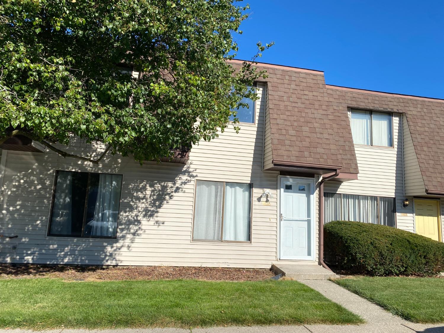 6050 Delaware Drive Merrillville, IN 46410 - Photo 1 of 13 1500x1125