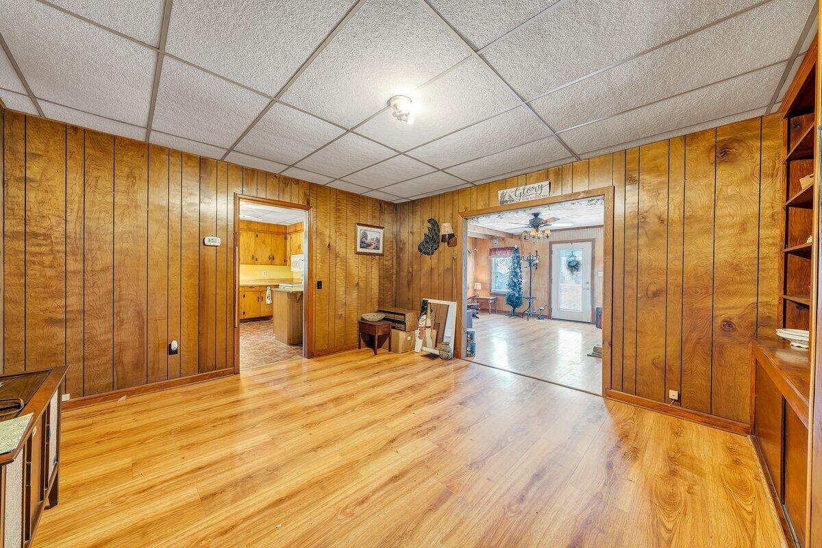 187 W Road Blue Ridge, VA 24064 - Photo 12 of 31 MIB02181