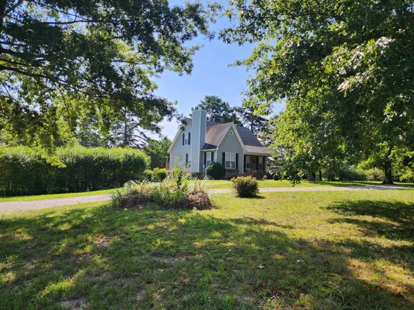 $490,000 | 491 Hillview Drive, Lawrenceburg, TN 38464
