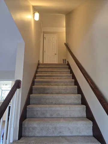 $525,000 | 491 Hillview Drive, Lawrenceburg, TN 38464